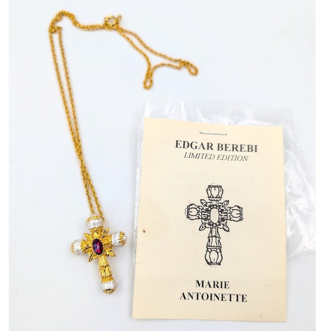 Edgar Berebi Marie Antoinette Cross Necklace Gold Tone Heraldic Ornate Royalcore